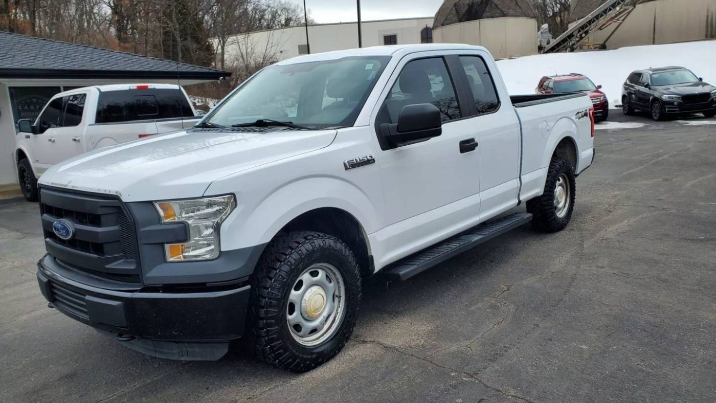 2015 Ford F-150 XL — Pickup Truck — 124,618 mi — Mission, KS