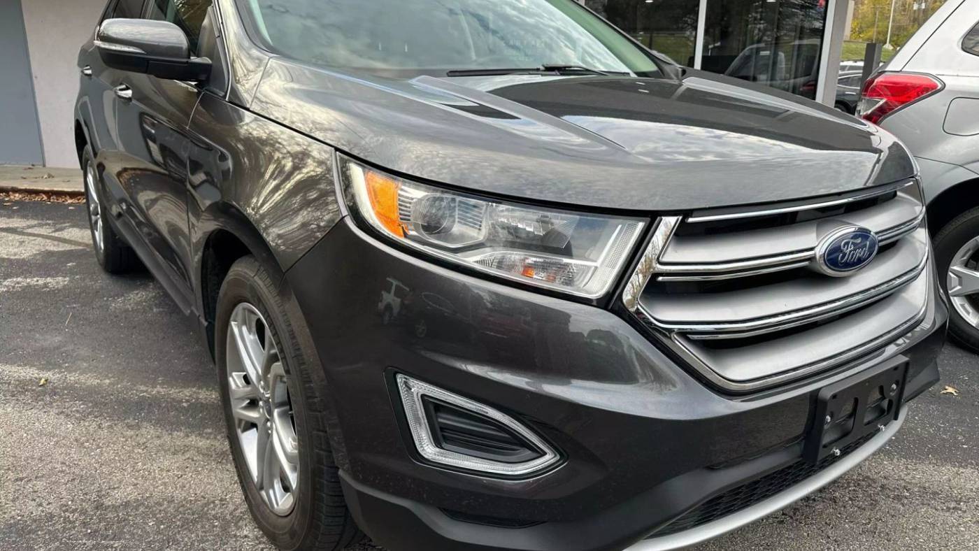 2017 Ford Edge Titanium — SUV — 83,152 mi — Mission, KS