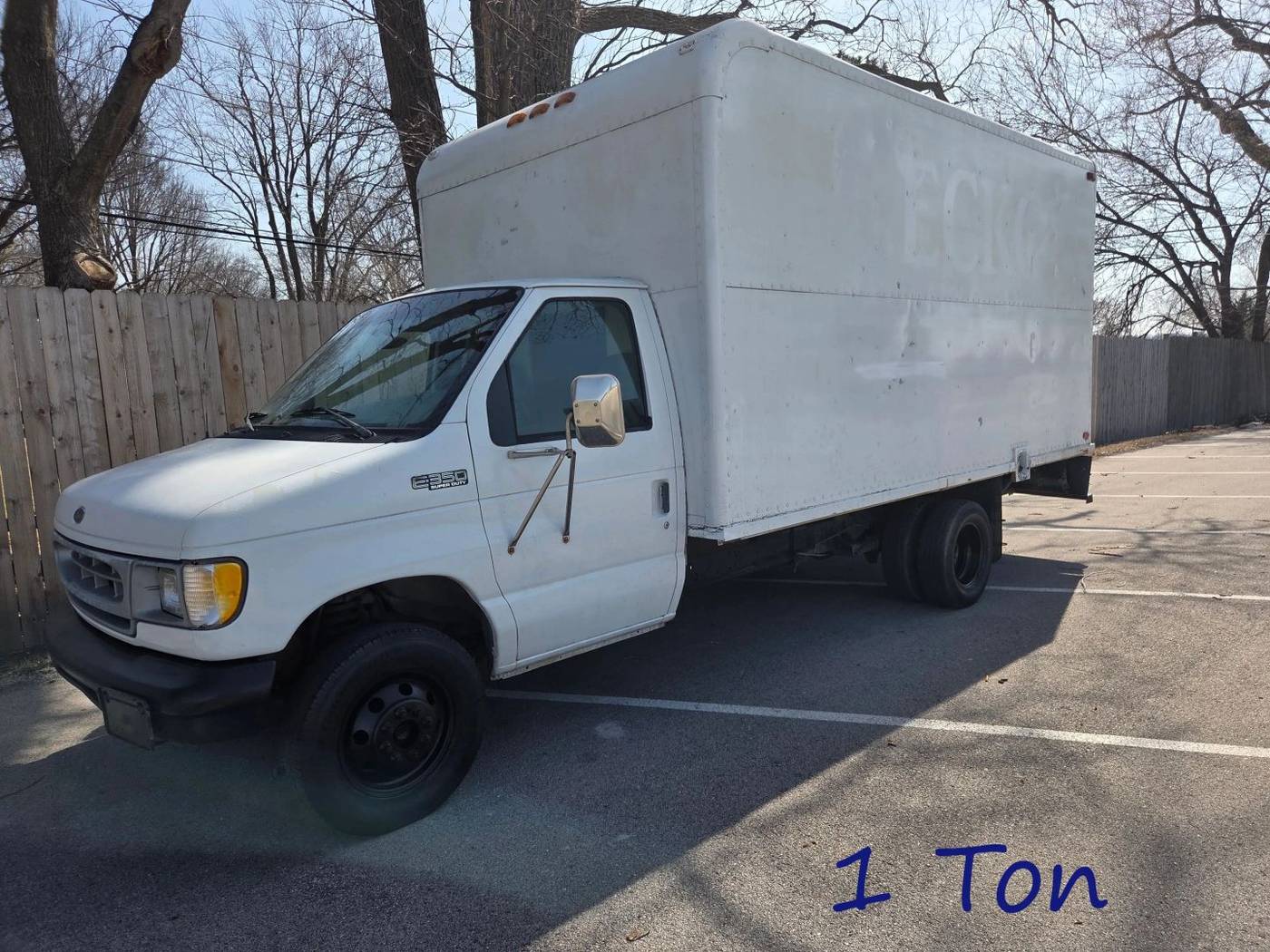 2000 Ford Econoline Commercial Cutaway E-350