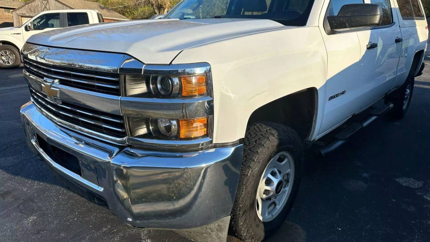 2018 Chevrolet Silverado 2500HD WT — Pickup Truck — 161,315 mi — Mission, KS