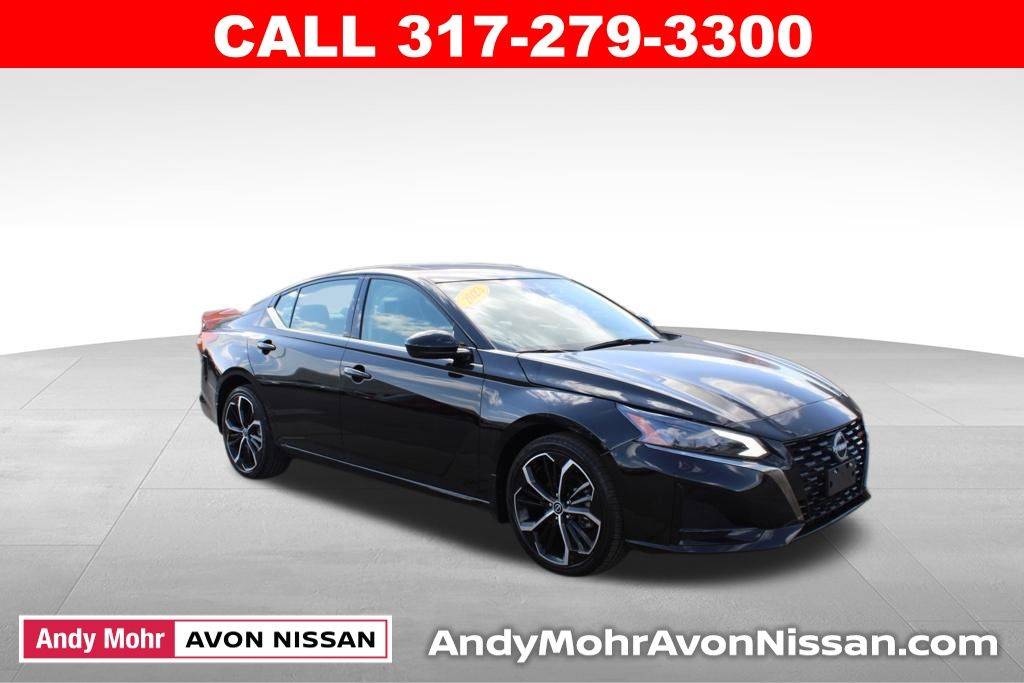 2023 Nissan Altima SR — Sedan — 23,378 mi — Avon, IN