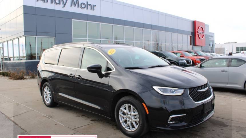 2022 Chrysler Pacifica Touring L — Minivan — 71,773 mi — Avon, IN