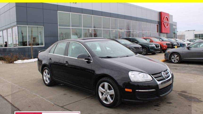 2009 Volkswagen Jetta SEL — Sedan — 129,435 mi — Avon, IN