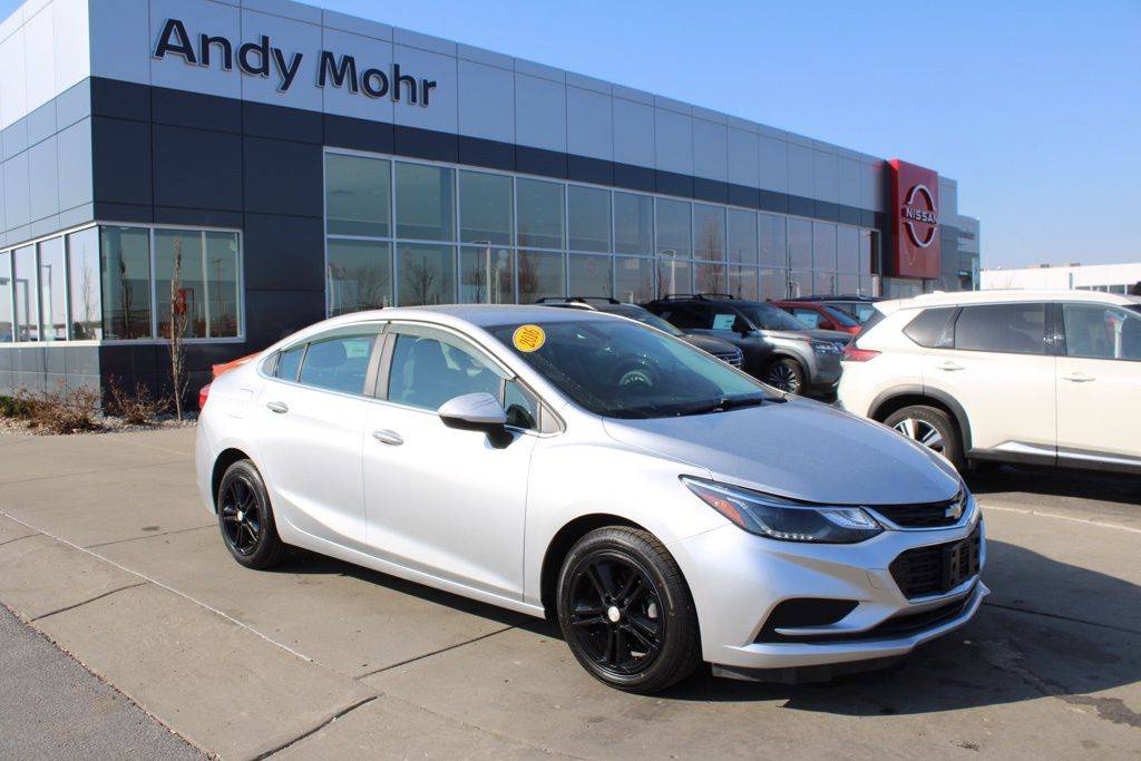 2016 Chevrolet Cruze LT — Sedan — 30,163 mi — Avon, IN