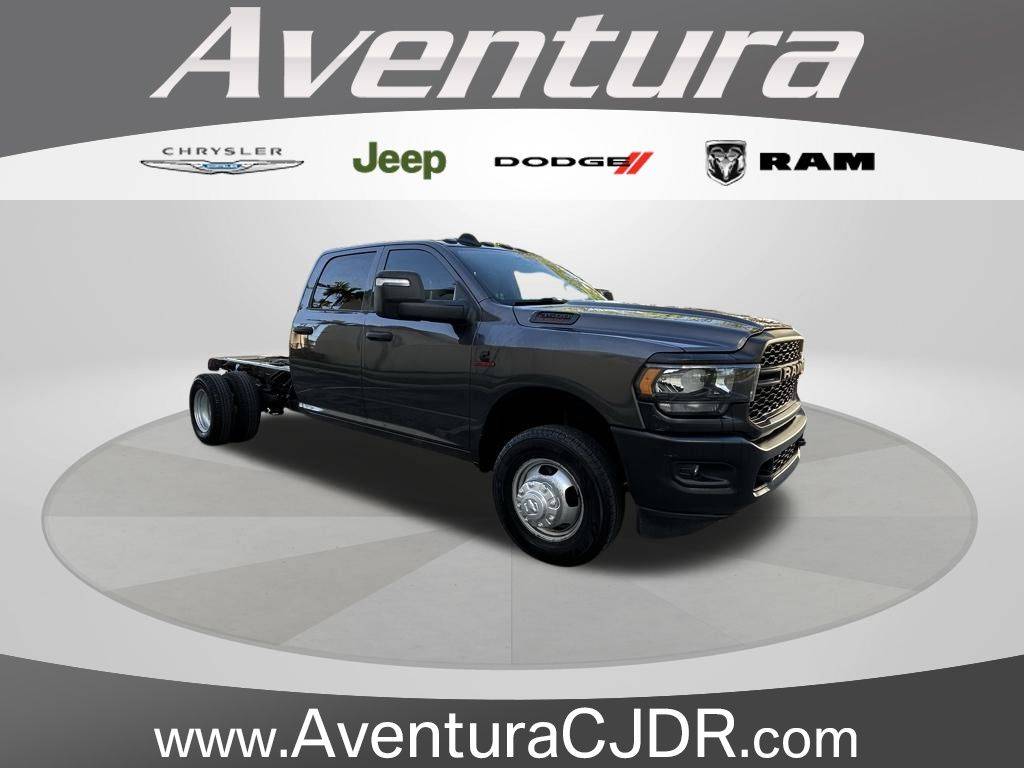 2023 Ram 3500 Chassis Cab Tradesman — Chassis Cab Truck — 42,102 mi — North Miami Beach, FL
