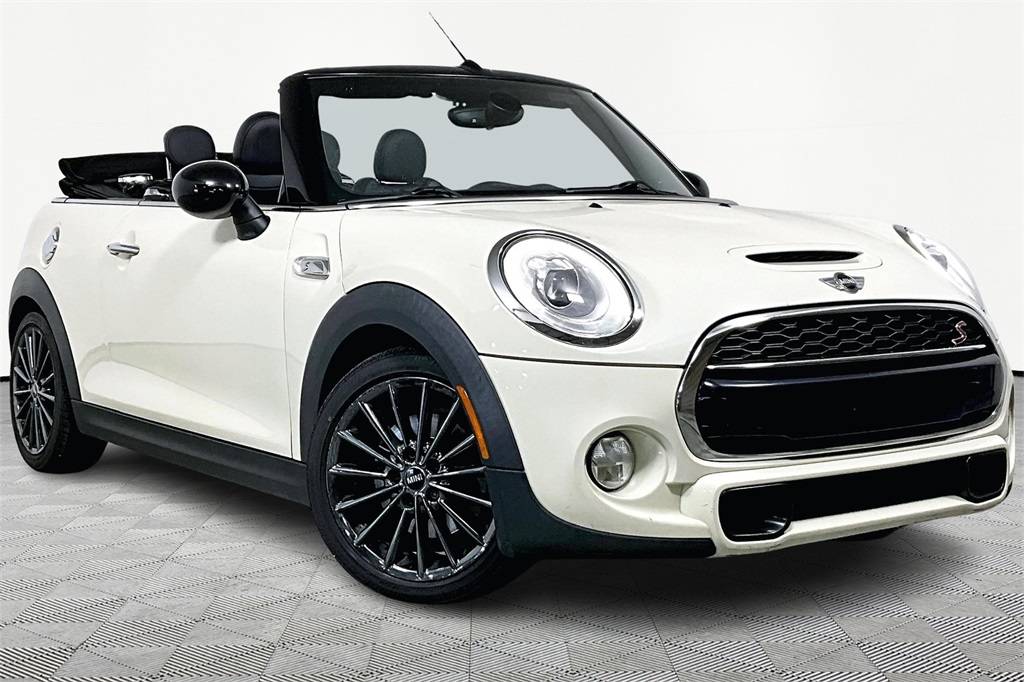 2017 MINI Convertible Cooper S — Convertible — 66,203 mi — Olive Branch, MS