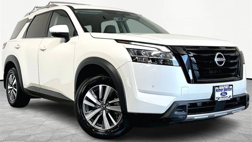 2023 Nissan Pathfinder SL — SUV — 8,016 mi — Olive Branch, MS