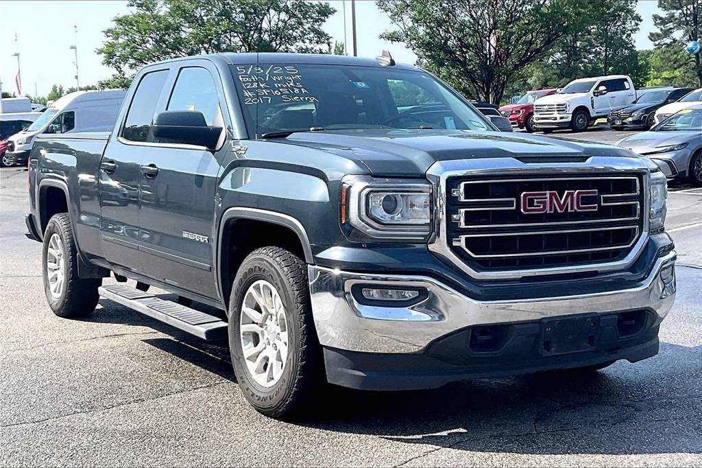 2017 GMC Sierra 1500 SLE — Pickup Truck — 128,537 mi — Olive Branch, MS