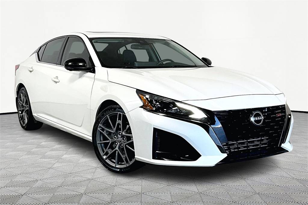 2023 Nissan Altima SR — Sedan — 27,316 mi — Olive Branch, MS