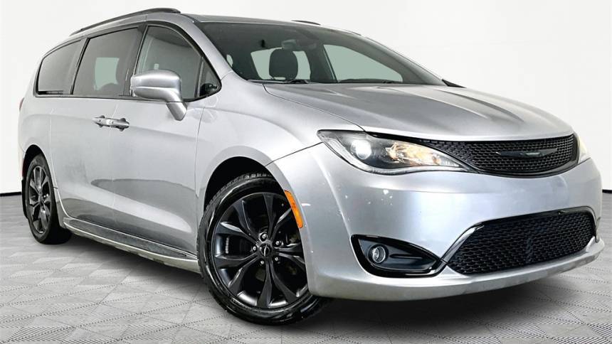 2018 Chrysler Pacifica Touring Plus — Minivan — 63,231 mi — Olive Branch, MS