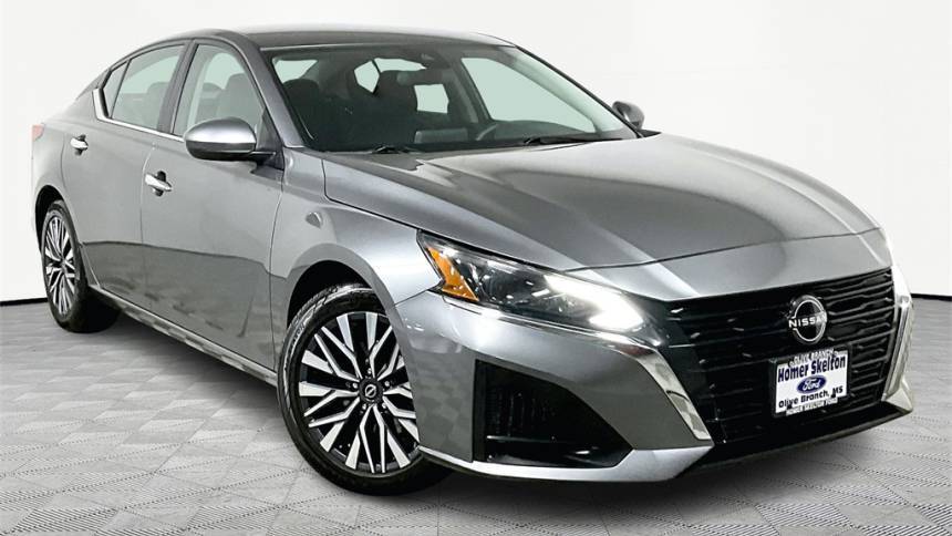 2023 Nissan Altima SV — Sedan — 41,749 mi — Olive Branch, MS