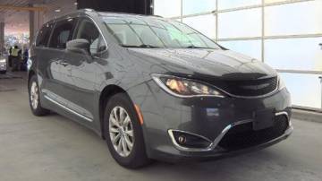 2018 Chrysler Pacifica Touring L — Minivan — 73,803 mi — Olive Branch, MS