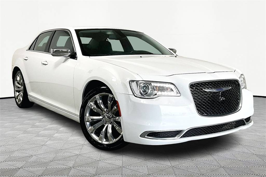 2018 Chrysler 300 Touring — Sedan — 99,099 mi — Olive Branch, MS