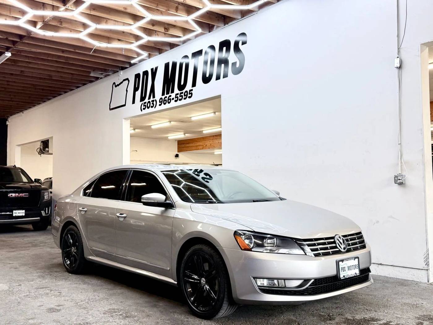 2013 Volkswagen Passat TDI SE — Sedan — 92,084 mi — Portland, OR