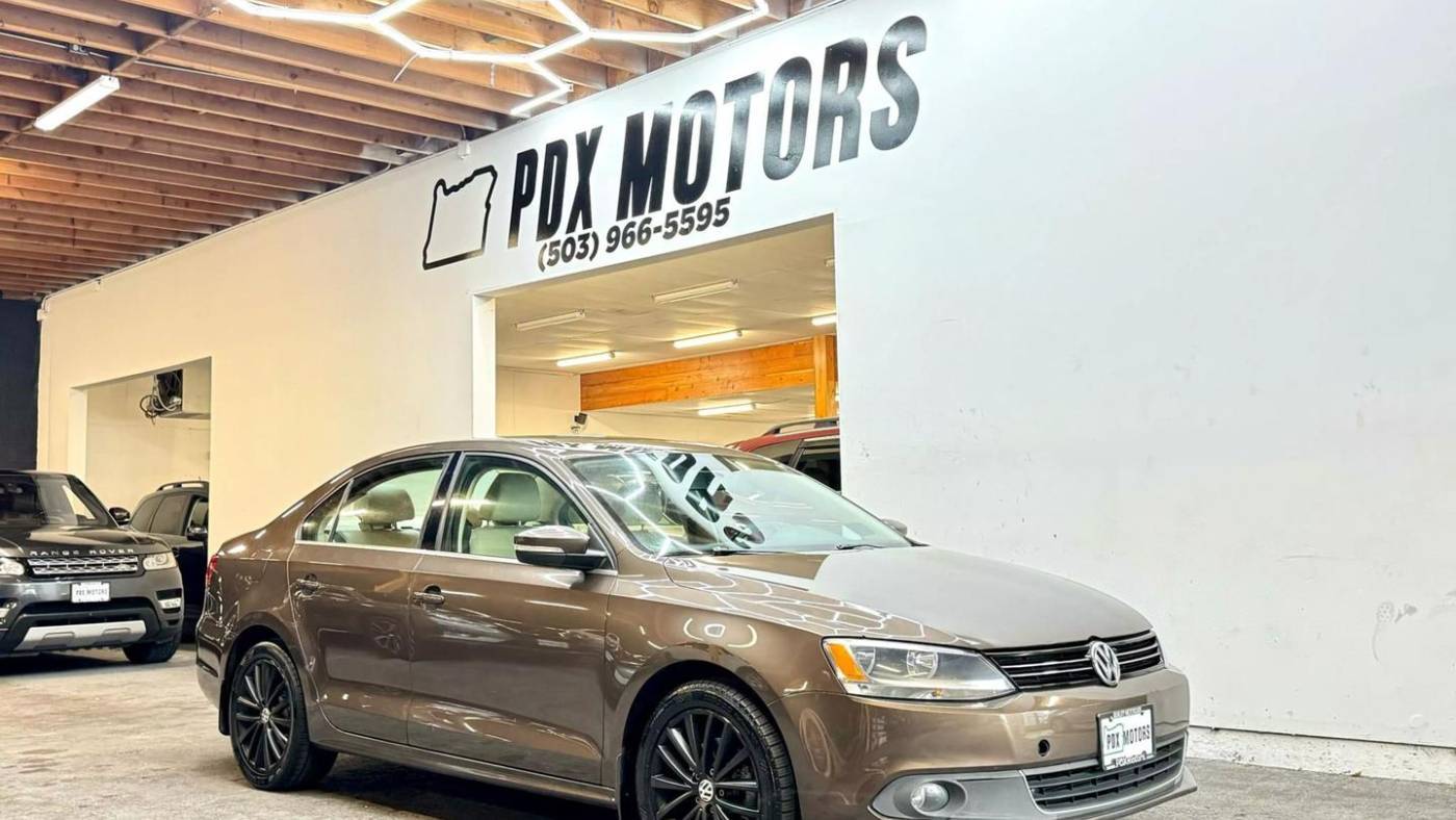 2013 Volkswagen Jetta TDI — Sedan — 117,198 mi — Portland, OR