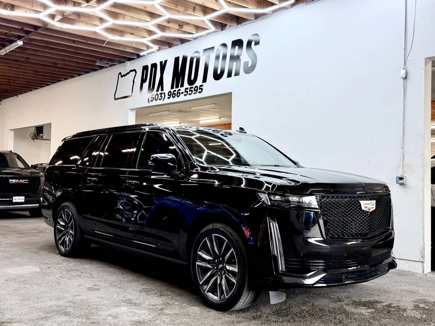 2022 Cadillac Escalade Sport Platinum — SUV — 41,521 mi — Portland, OR