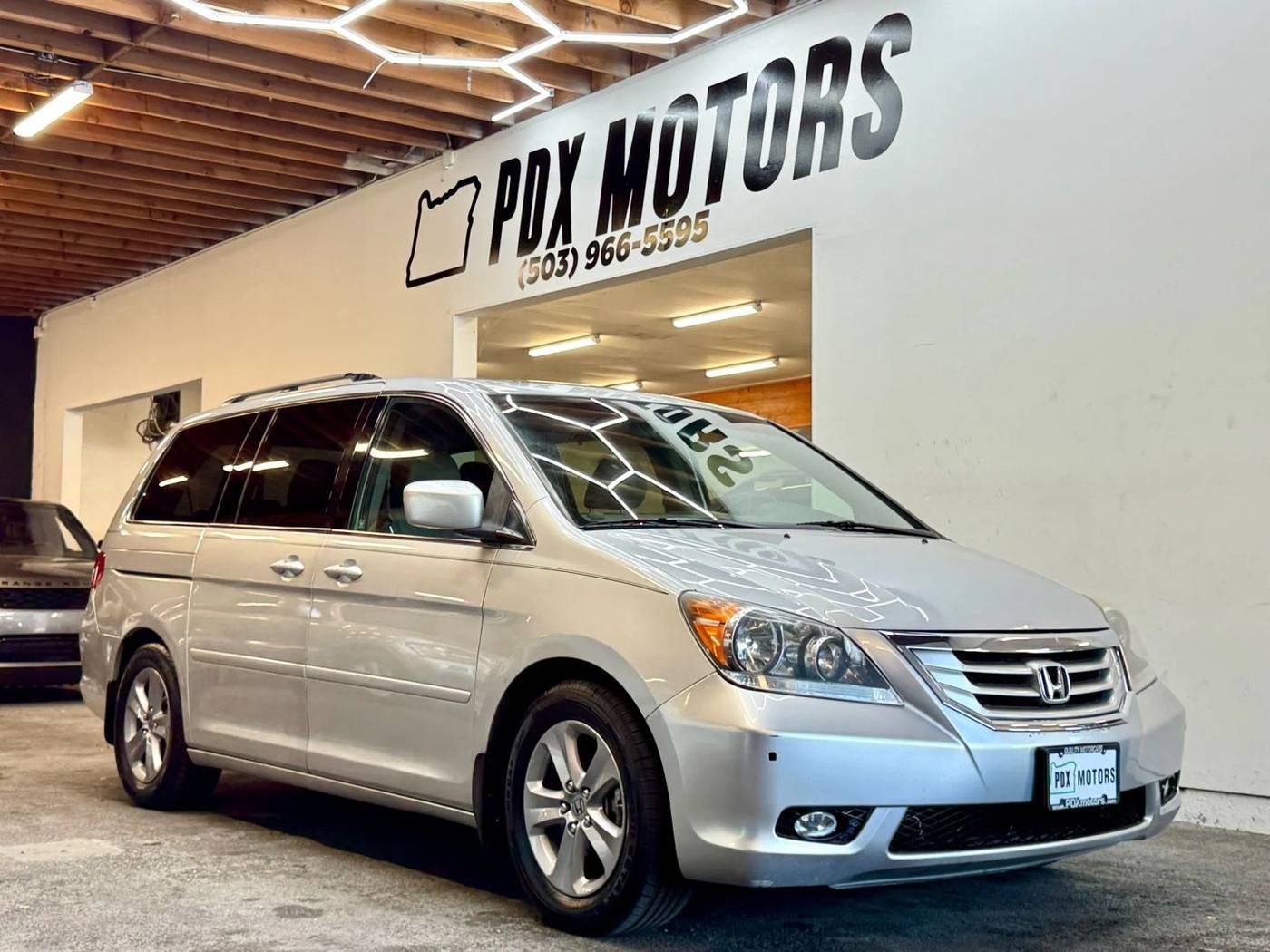 2010 Honda Odyssey Touring — Minivan — 155,341 mi — Portland, OR