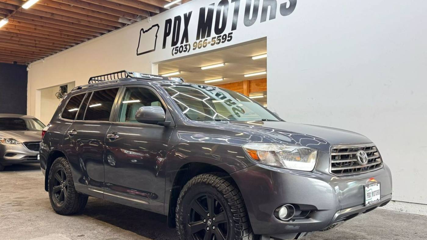 2010 Toyota Highlander SE V6 — SUV — 111,211 mi — Portland, OR