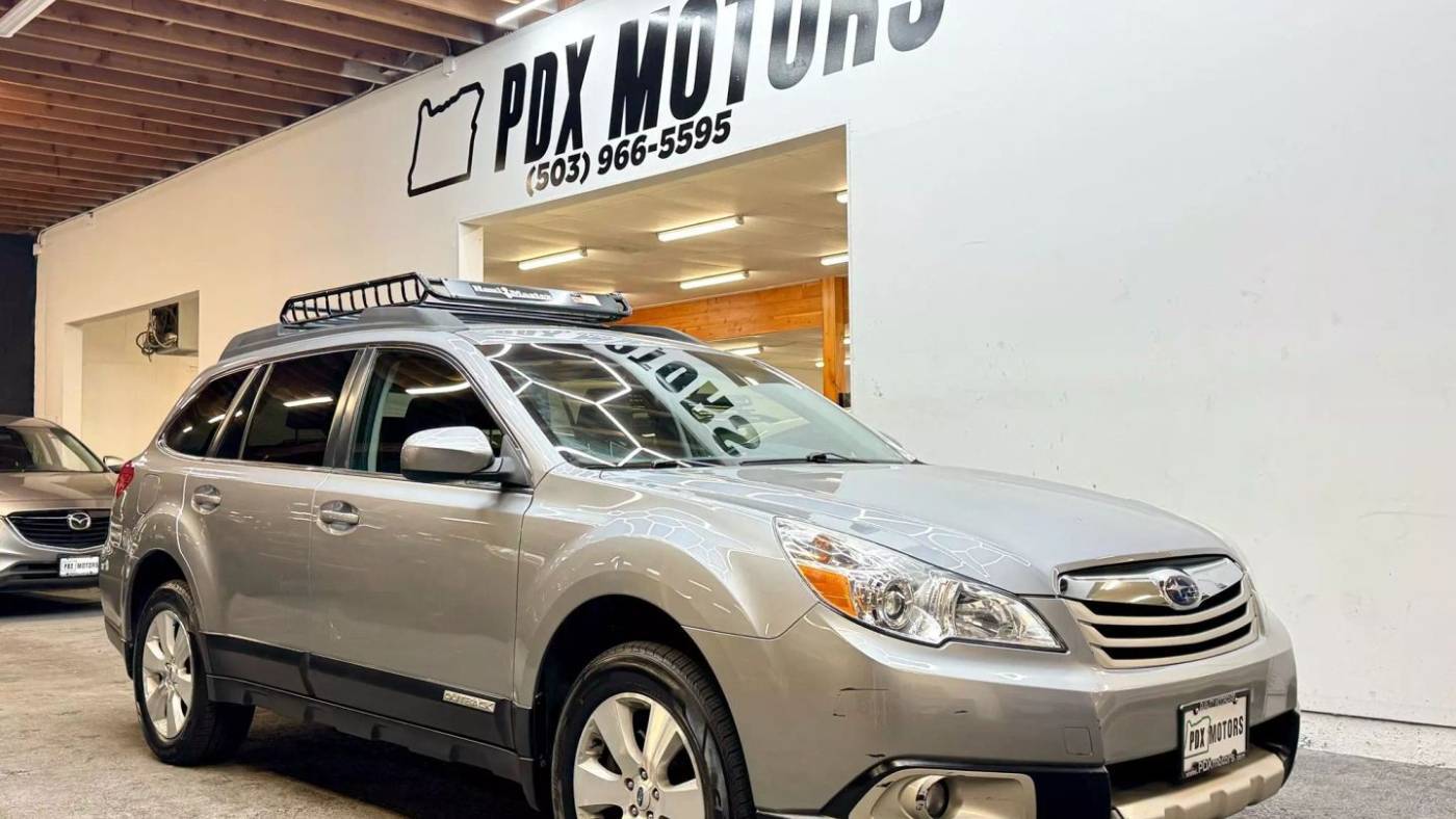 2011 Subaru Outback 3.6R Limited — SUV — 93,862 mi — Portland, OR