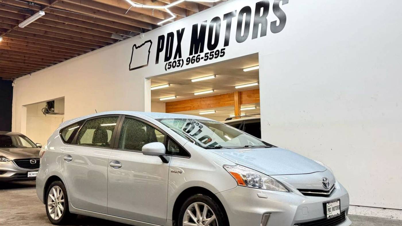 2012 Toyota Prius v Five — Wagon — 98,457 mi — Portland, OR