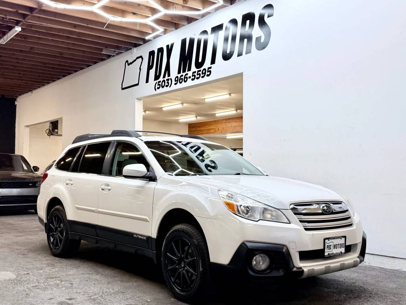2014 Subaru Outback 2.5i Limited — SUV — 182,216 mi — Portland, OR