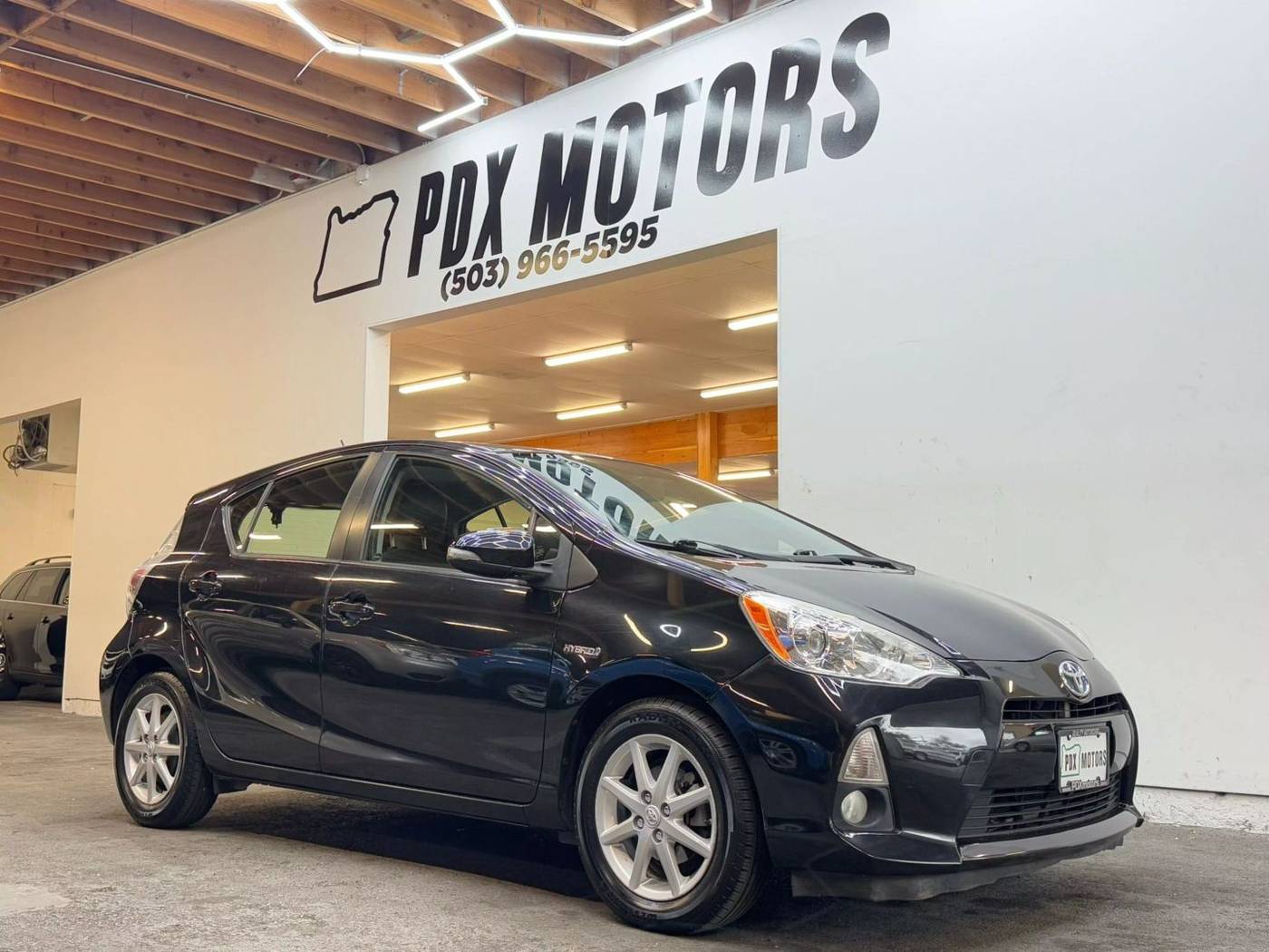 2014 Toyota Prius c Four — Hatchback — 139,950 mi — Portland, OR