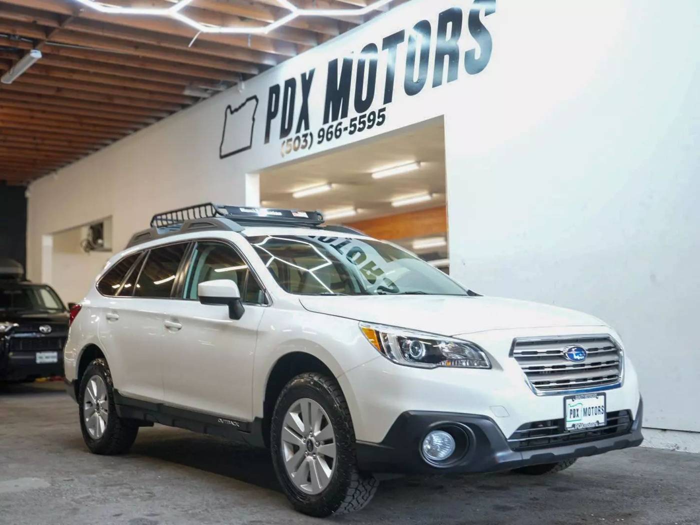 2017 Subaru Outback 2.5i Premium — SUV — 115,215 mi — Portland, OR