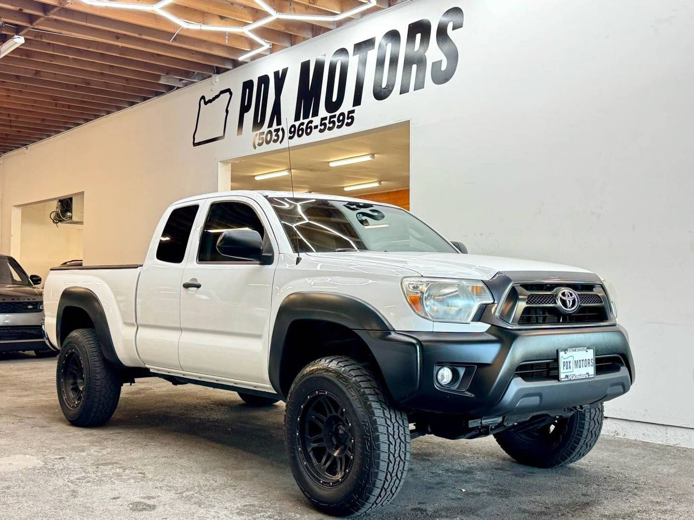 2014 Toyota Tacoma Base — Pickup Truck — 137,642 mi — Portland, OR