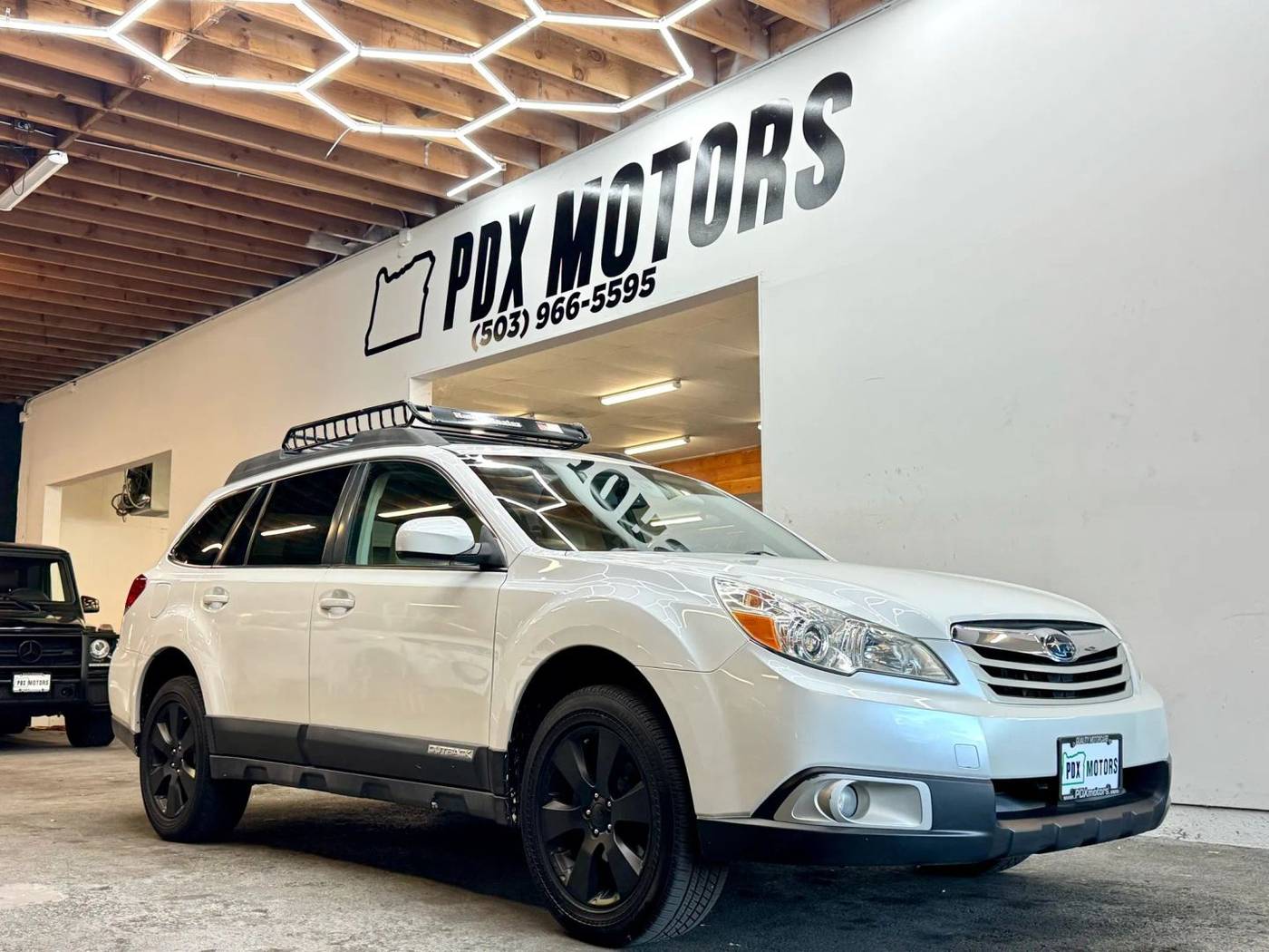 2011 Subaru Outback 2.5i Premium — SUV — 107,786 mi — Portland, OR