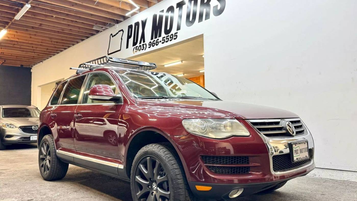 2010 Volkswagen Touareg V6 TDI — SUV — 106,643 mi — Portland, OR