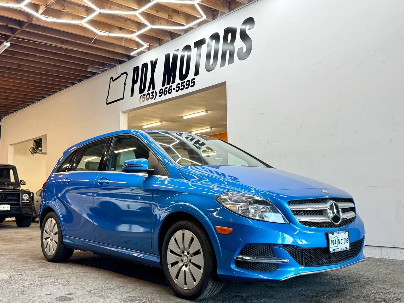 2014 Mercedes-Benz B-Class Standard — Hatchback — 50,528 mi — Portland, OR