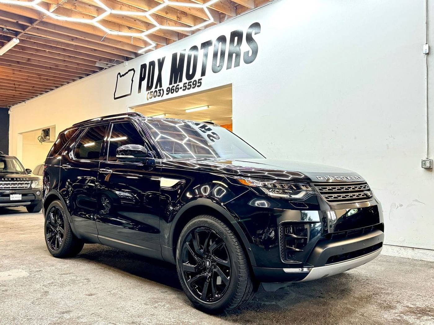 2017 Land Rover Discovery HSE Luxury — SUV — 100,488 mi — Portland, OR