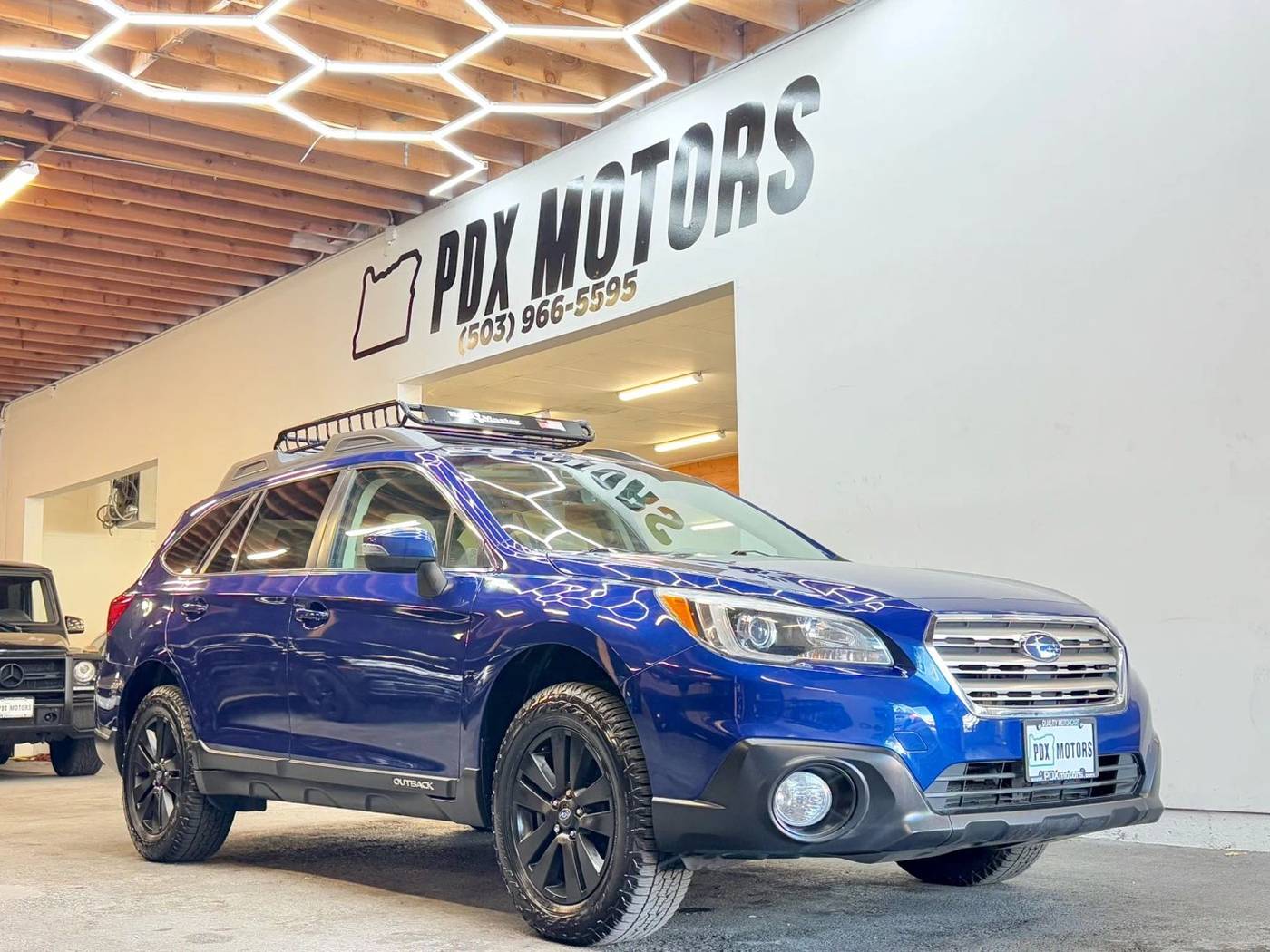 2017 Subaru Outback 2.5i Premium — SUV — 101,535 mi — Portland, OR