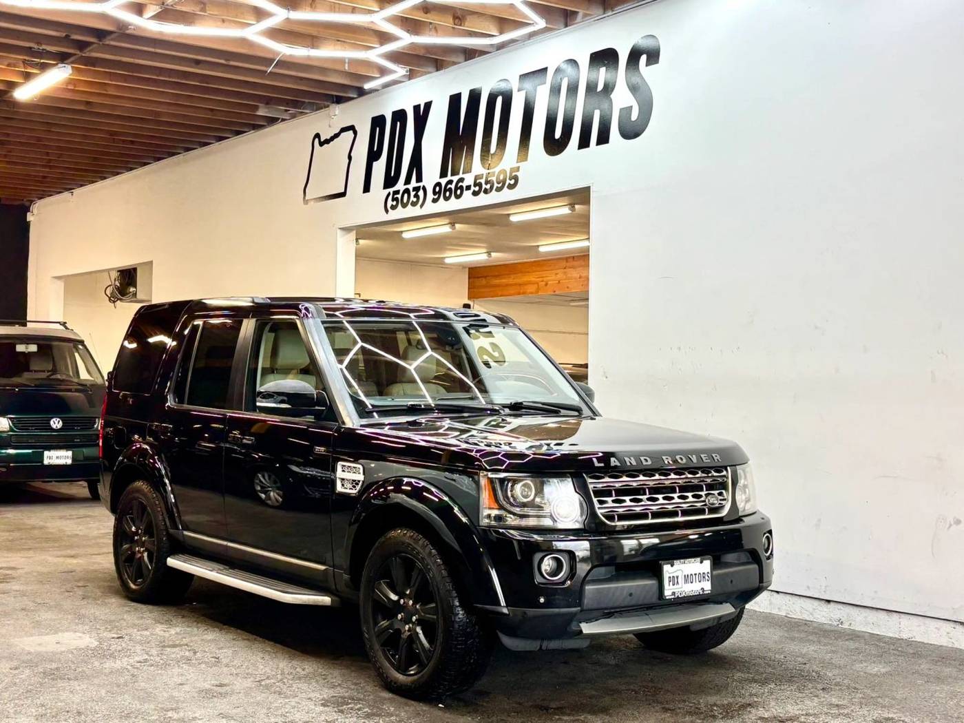 2015 Land Rover LR4 LUX