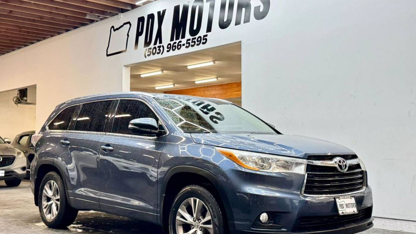 2014 Toyota Highlander XLE — SUV — 127,899 mi — Portland, OR