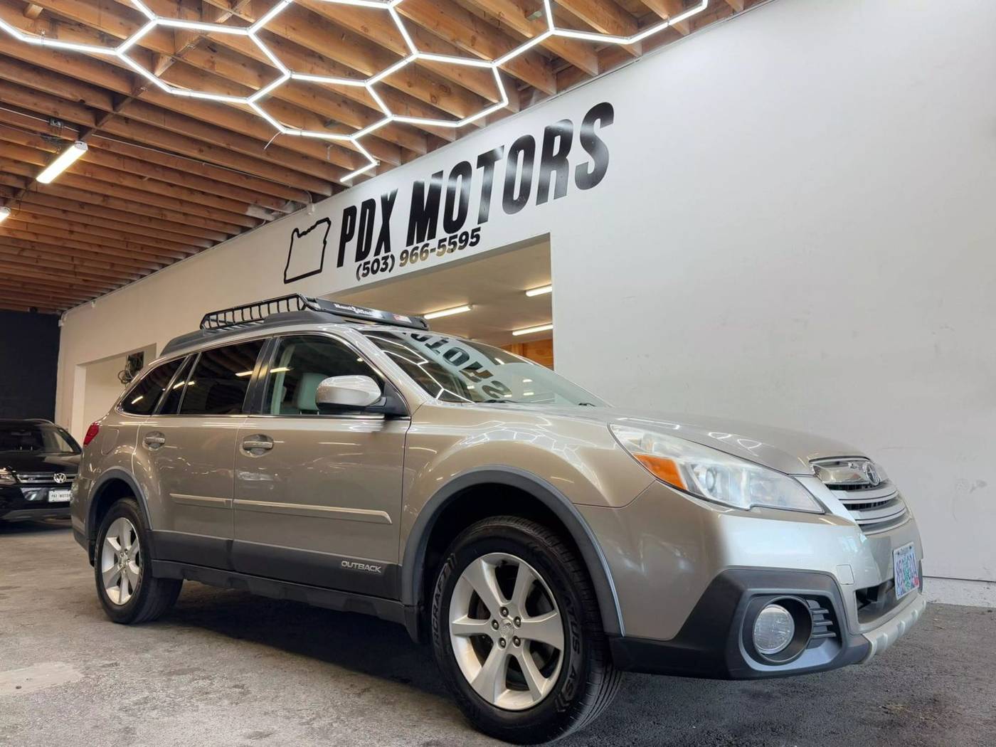 2014 Subaru Outback 2.5i Limited — SUV — 105,636 mi — Portland, OR
