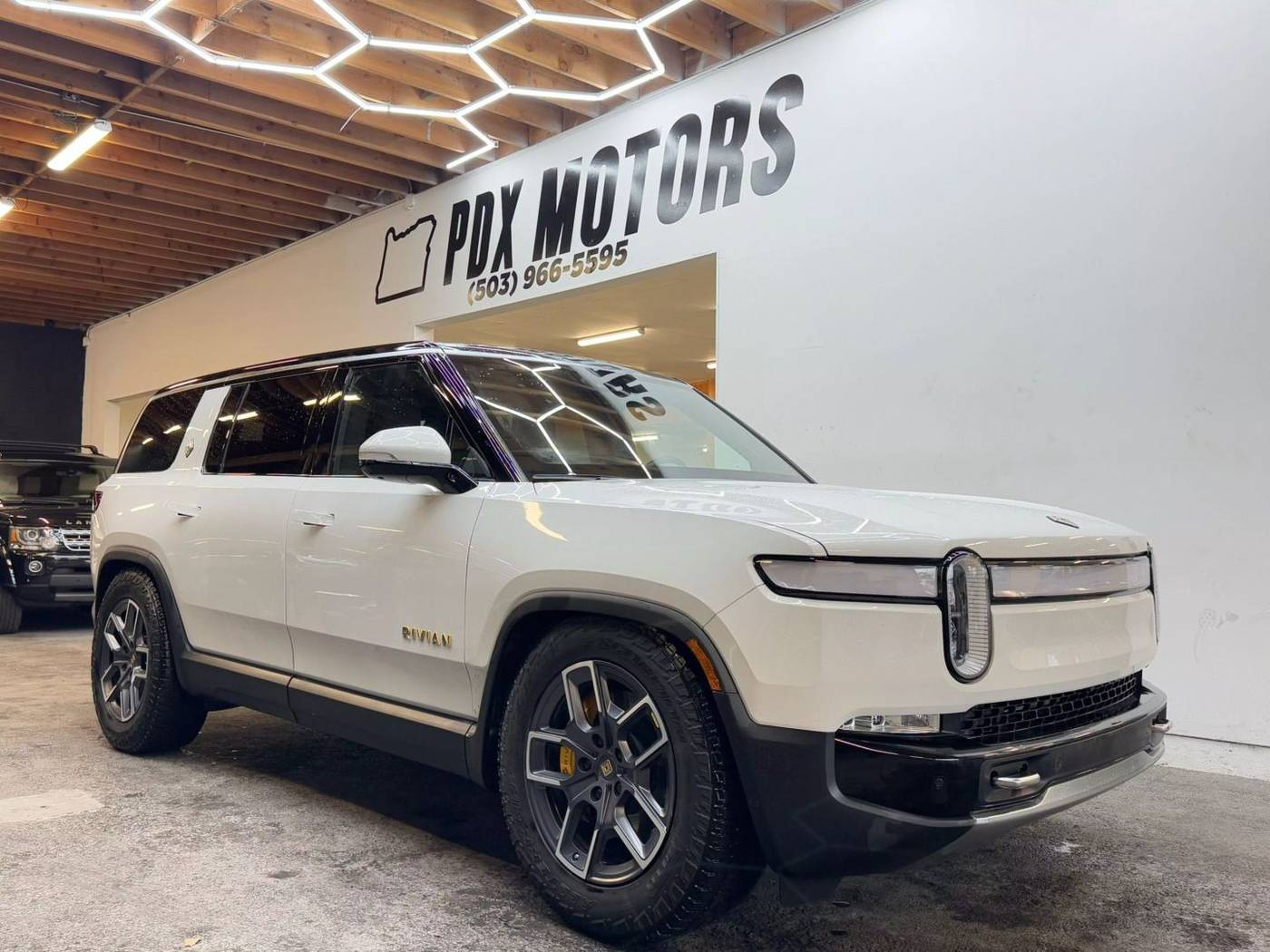 2023 Rivian R1S Adventure — SUV — 26,056 mi — Portland, OR