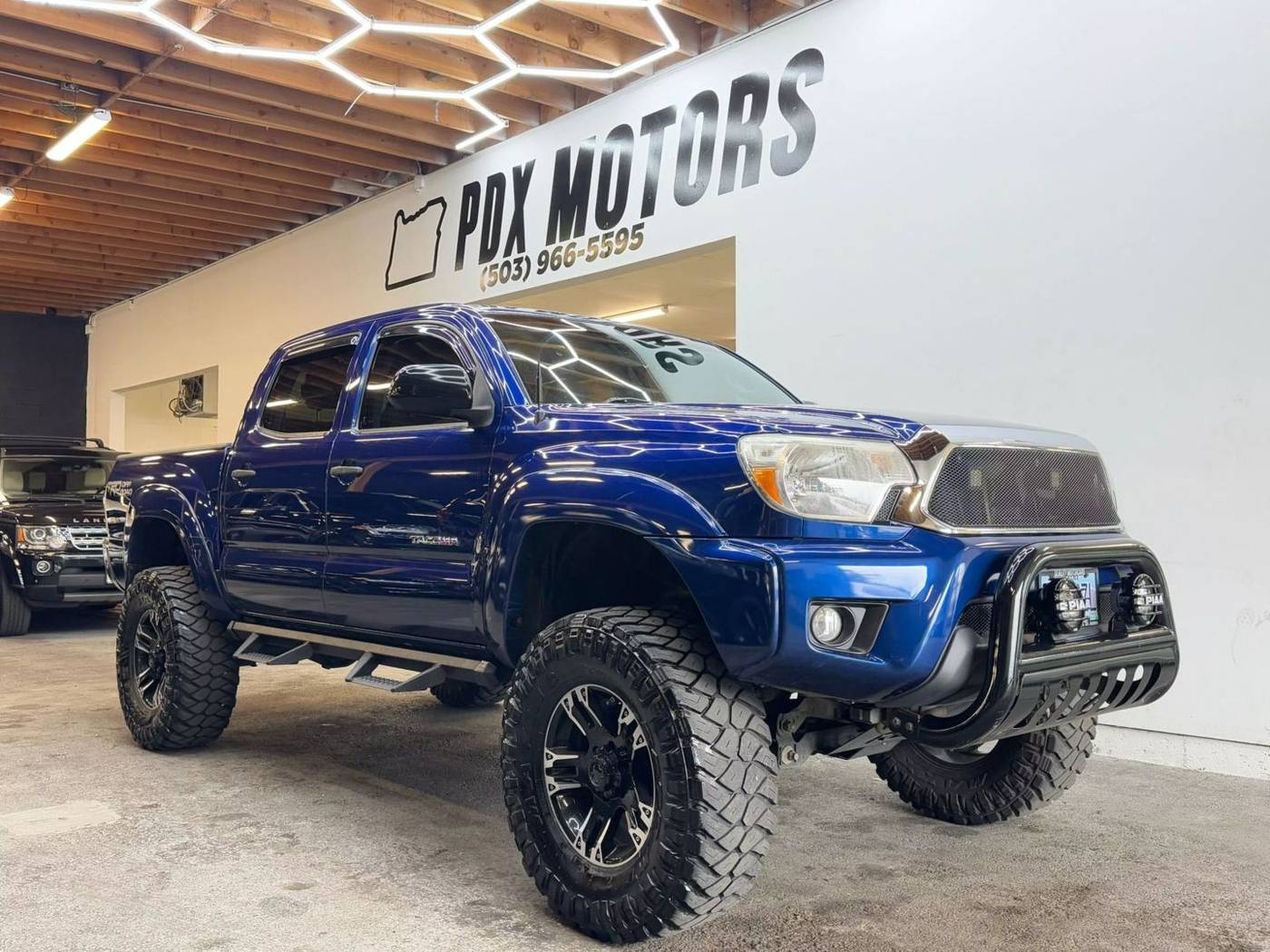 2015 Toyota Tacoma Base — Pickup Truck — 124,625 mi — Portland, OR