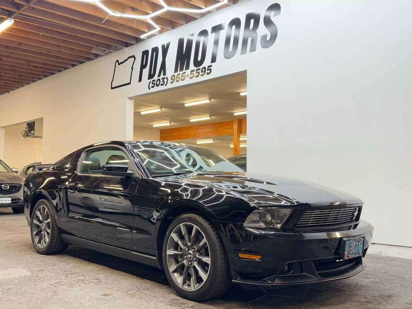2011 Ford Mustang GT Premium — Coupe — 17,132 mi — Portland, OR