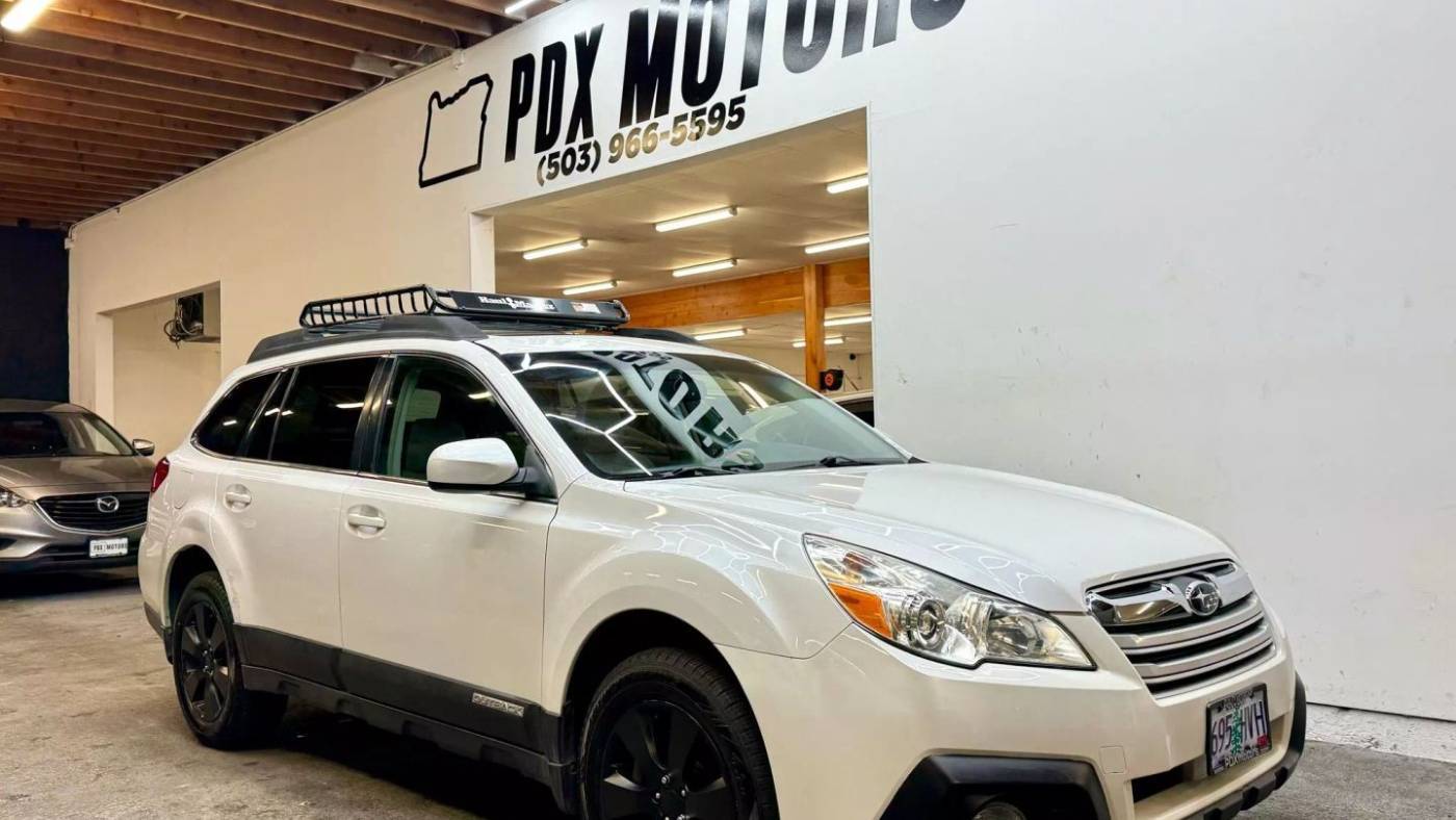 2011 Subaru Outback 3.6R Limited — SUV — 117,175 mi — Portland, OR