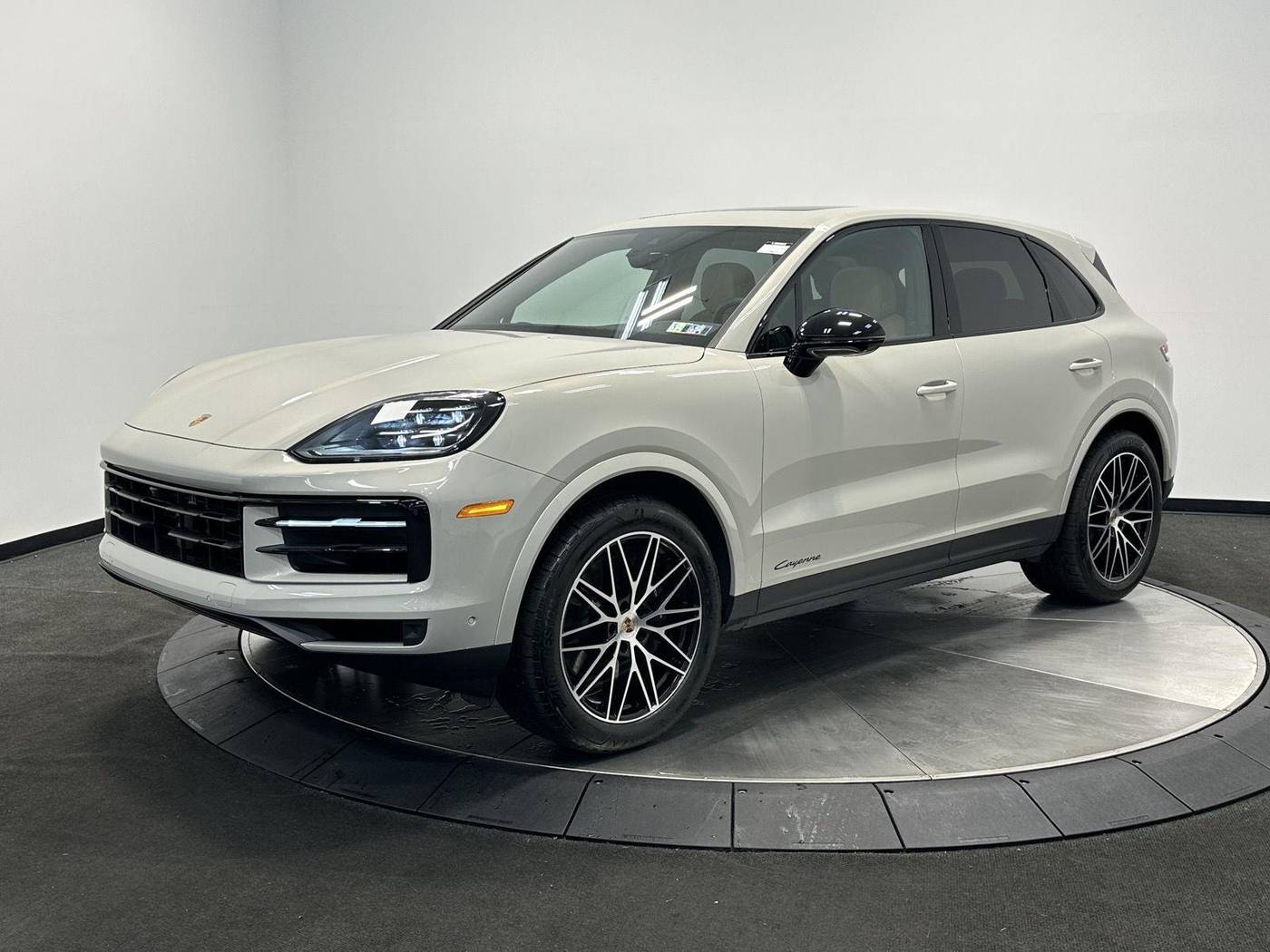 2025 Porsche Cayenne Cayenne — SUV — 3,672 mi — Allentown, PA