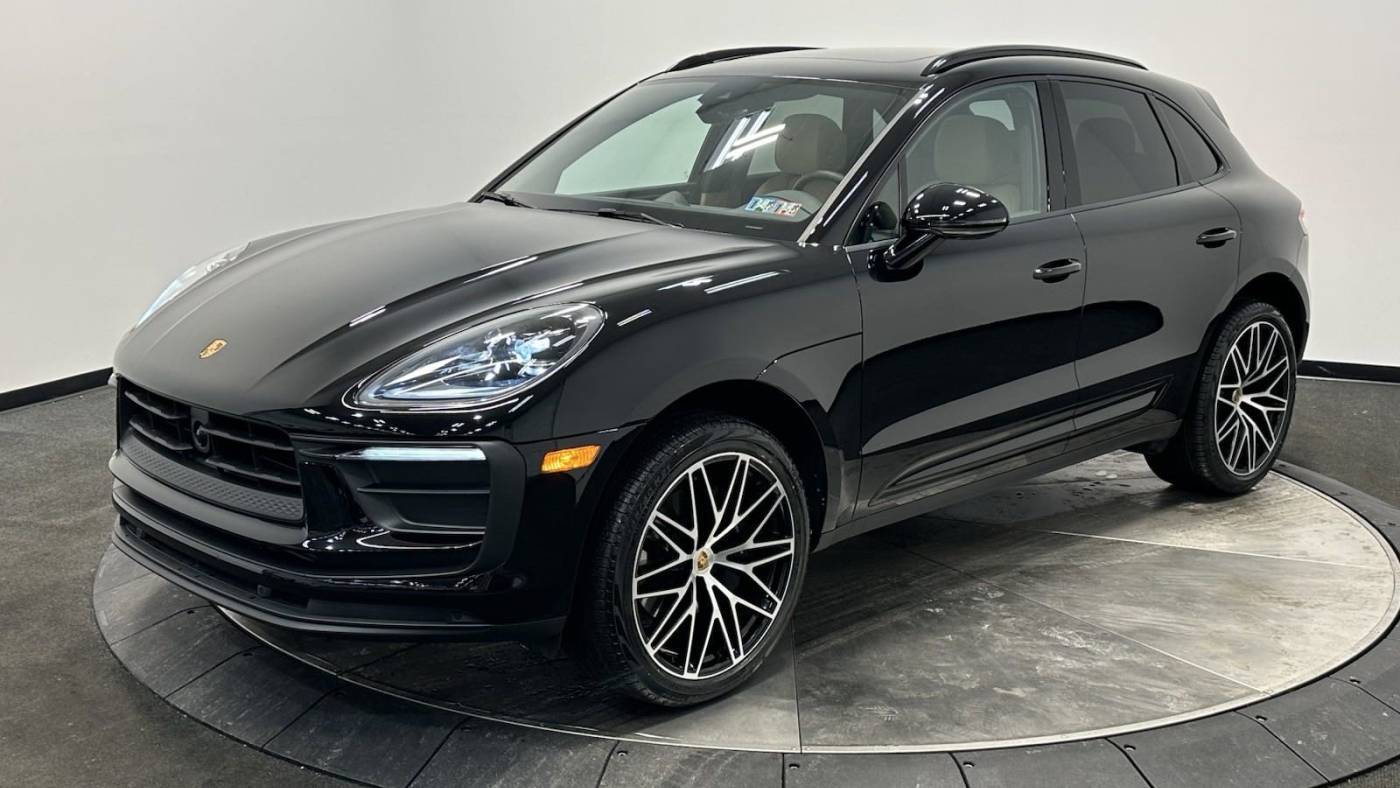 2024 Porsche Macan Standard — SUV — 2,435 mi — Allentown, PA