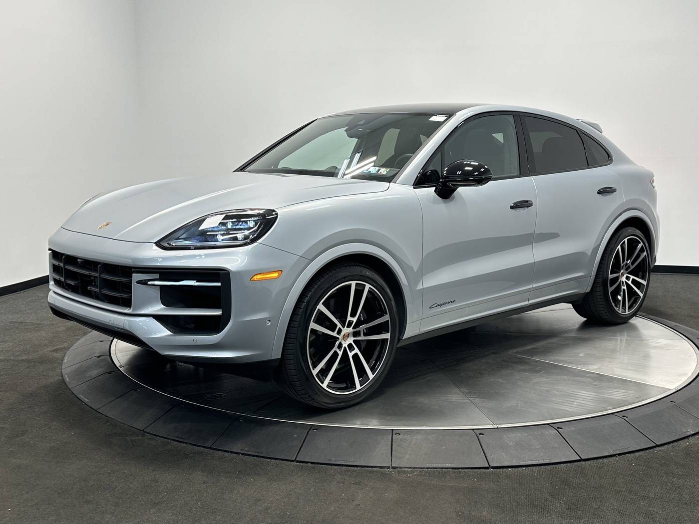 2025 Porsche Cayenne Cayenne — SUV — 4,581 mi — Allentown, PA