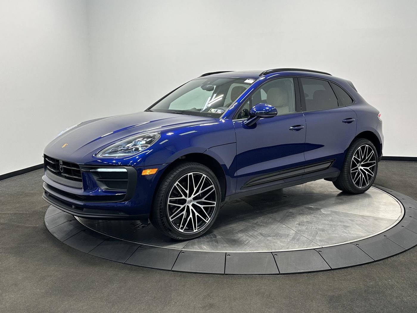 2026 Porsche Macan Macan T — SUV — 5,026 mi — Allentown, PA