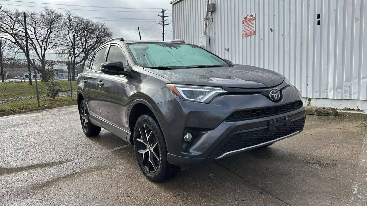 2018 Toyota RAV4 SE — SUV — 131,256 mi — Denton, TX