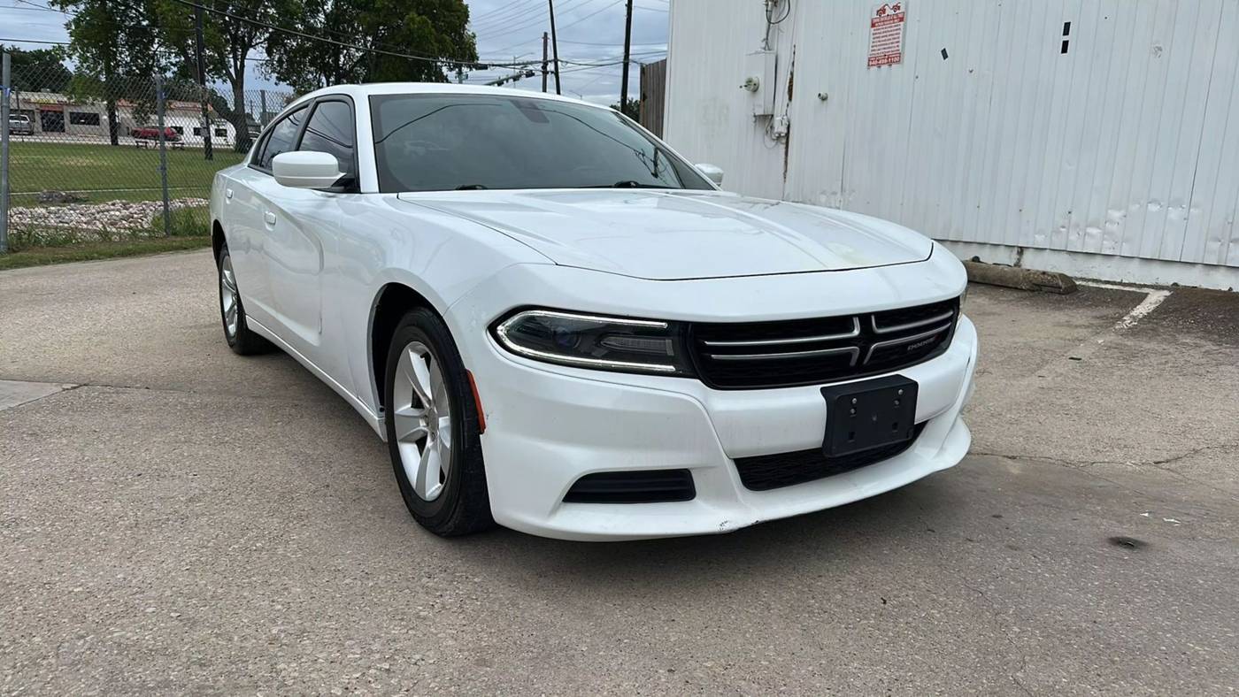 2017 Dodge Charger SE — Sedan — 85,794 mi — Denton, TX