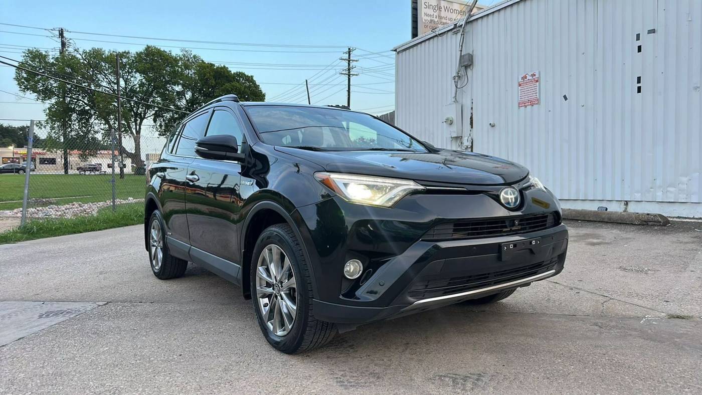 2017 Toyota RAV4 Hybrid Limited — SUV — 118,846 mi — Denton, TX