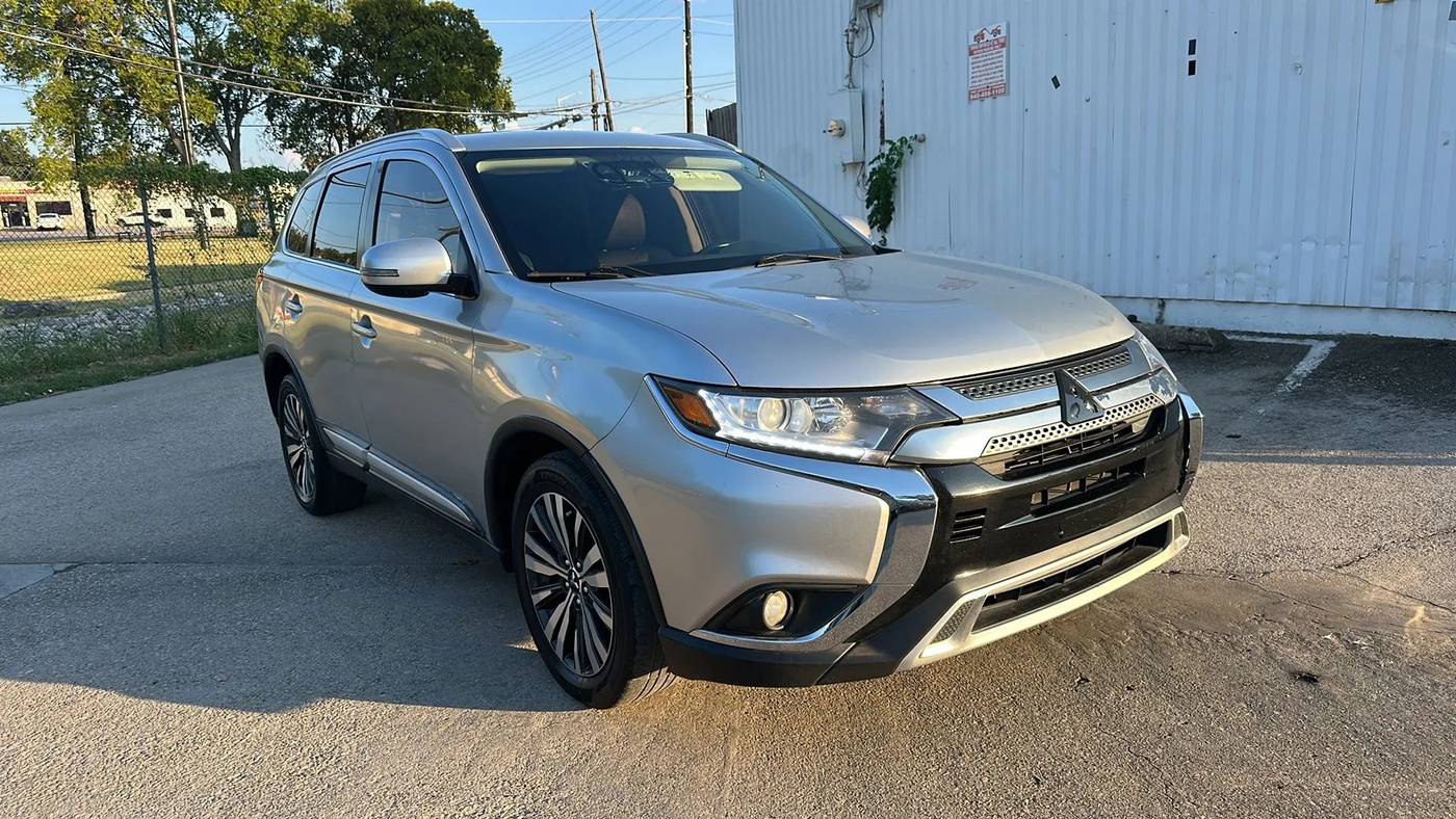 2020 Mitsubishi Outlander SE — SUV — 98,130 mi — Denton, TX
