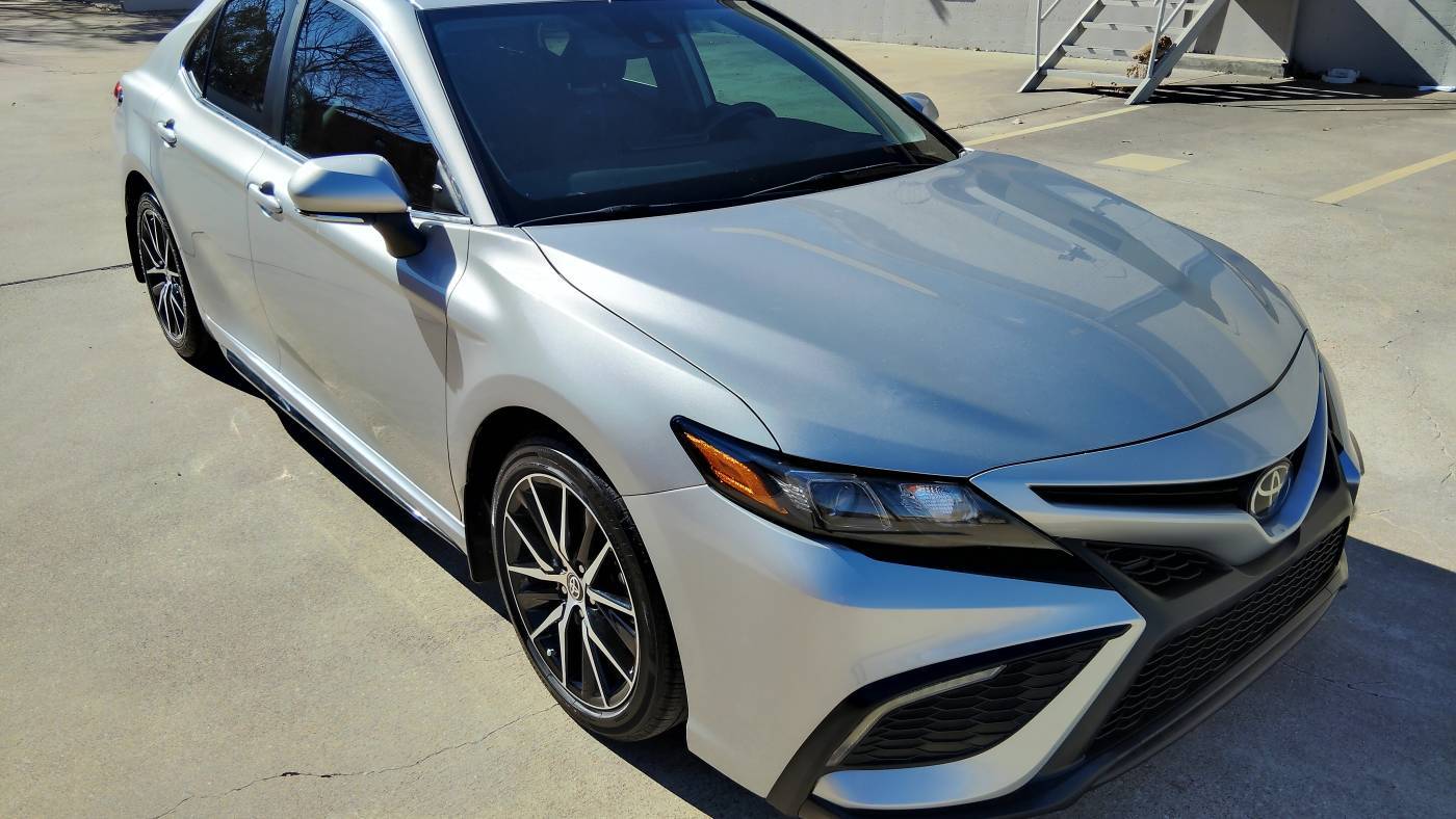2024 Toyota Camry SE — Sedan — 25,565 mi — Dallas, TX