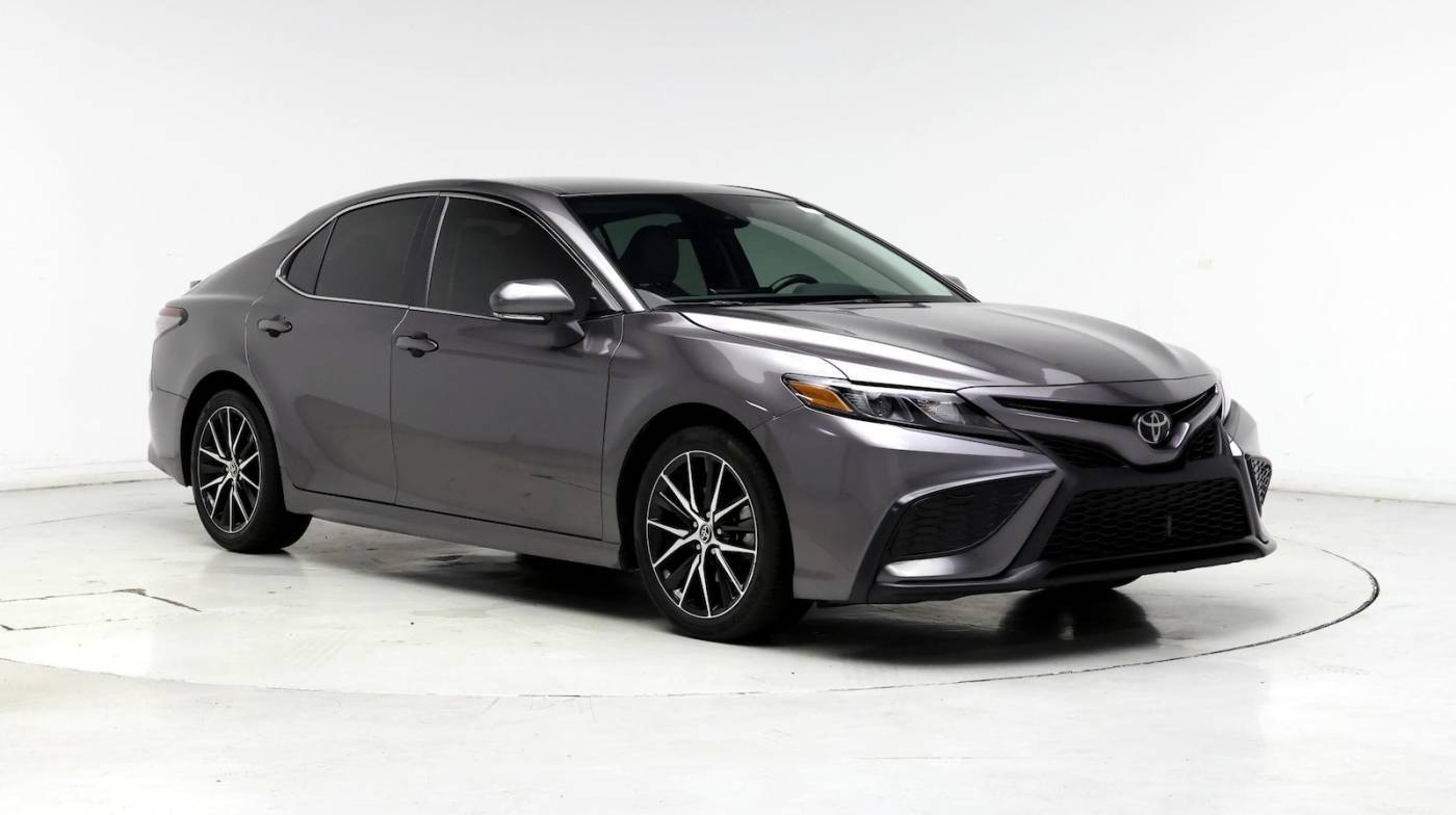 2023 Toyota Camry SE — Sedan — 22,486 mi — Jensen Beach, FL